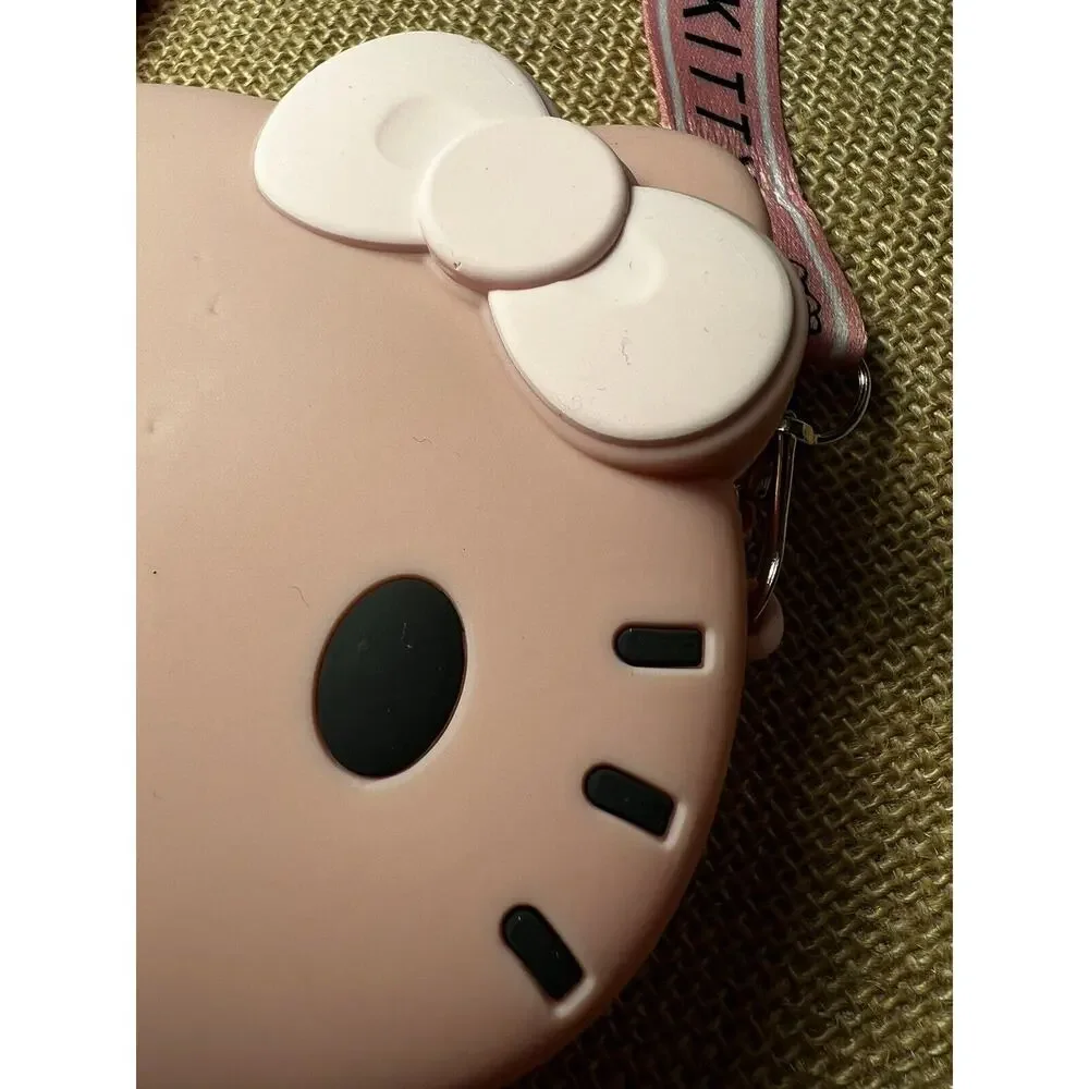 Hello Kitty (For Sale in Japan Only) Mini Pink Silicone Purse